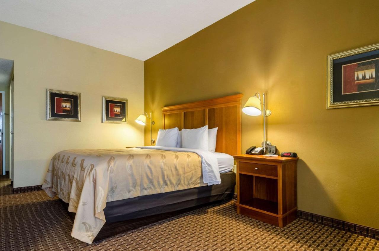 Quality Inn Lumberton Eksteriør bilde